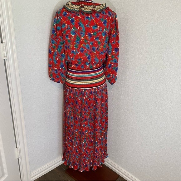Vintage Assorti Floral Blue Red Wrap Front Unique Waist Pleated Maxi Dress SZ M - Picture 8 of 14